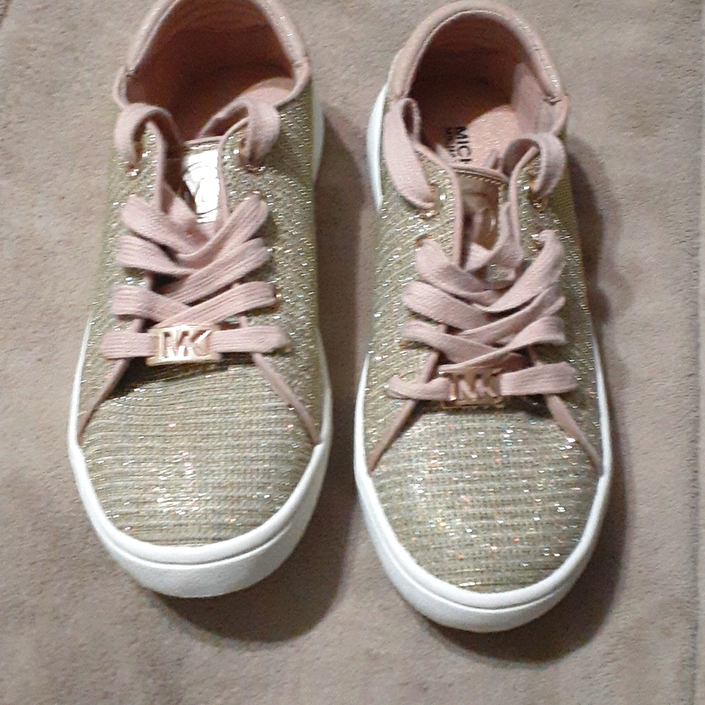 ONE DAY ONLY DEAL!$Youth Michael Kors shoes size 1